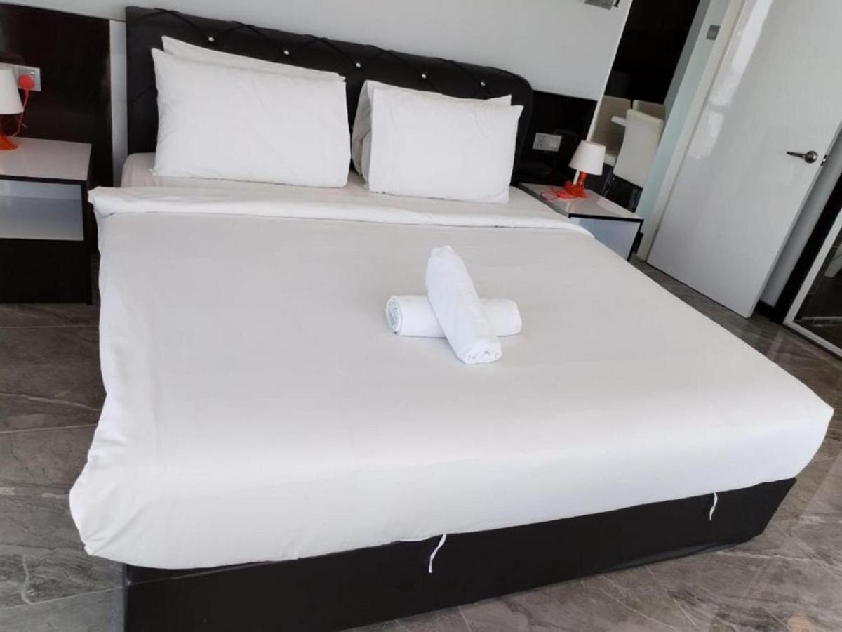Suites At Times Square Kl Куала Лумпур Екстериор снимка